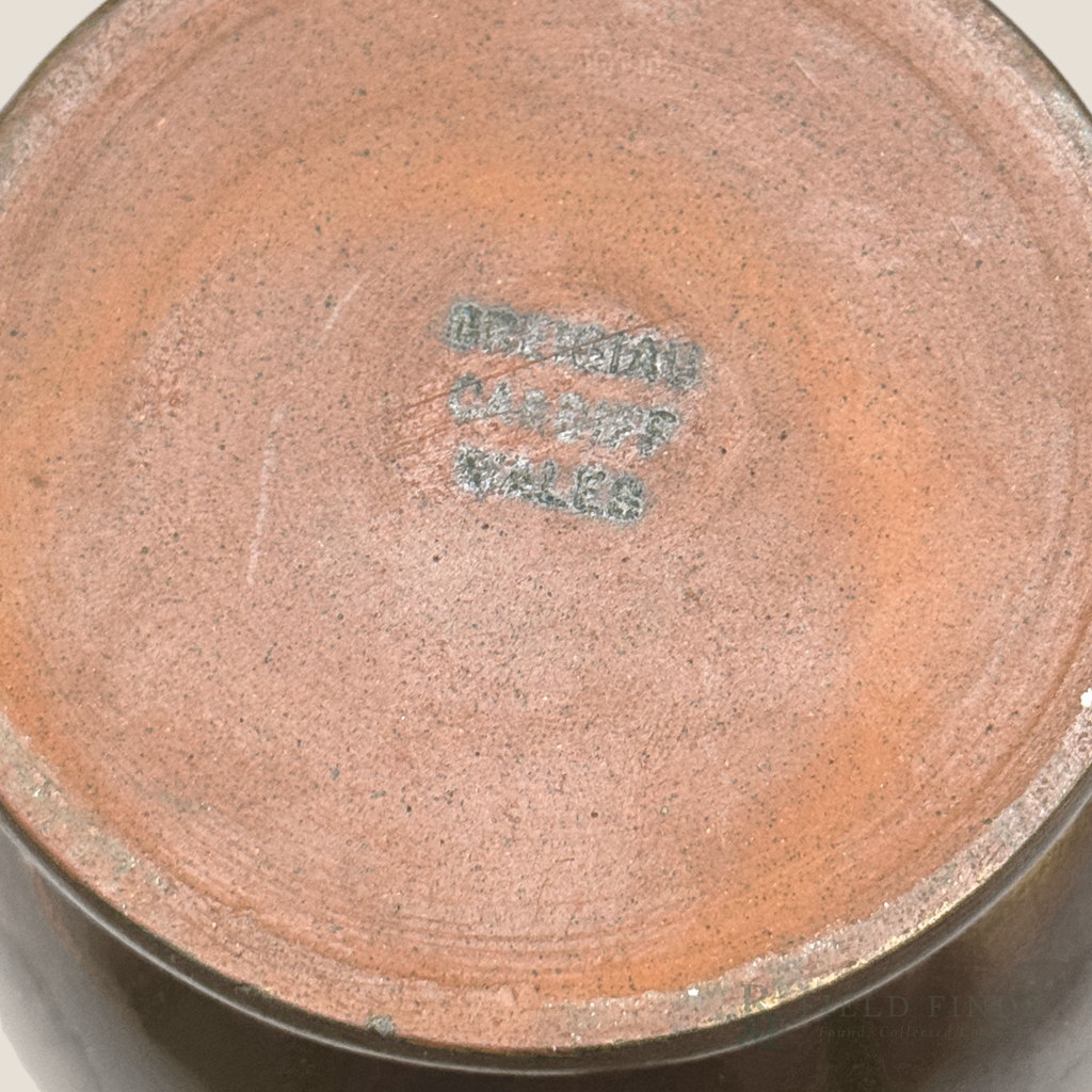 Mark reading "Creigiau, Cardiff, Wales" on bottom of jug